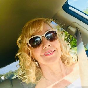 Meet your Posher, Maureen